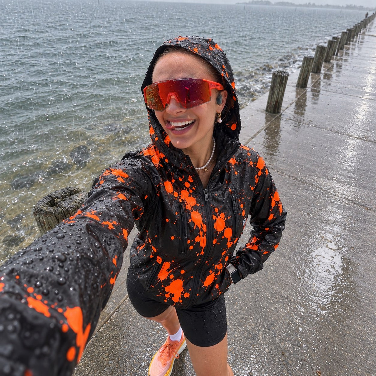Runner by the sea, jacket revealed orange